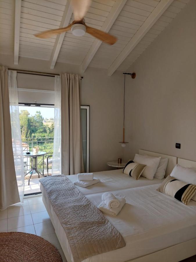 Nikkos Apartments Skala  エクステリア 写真