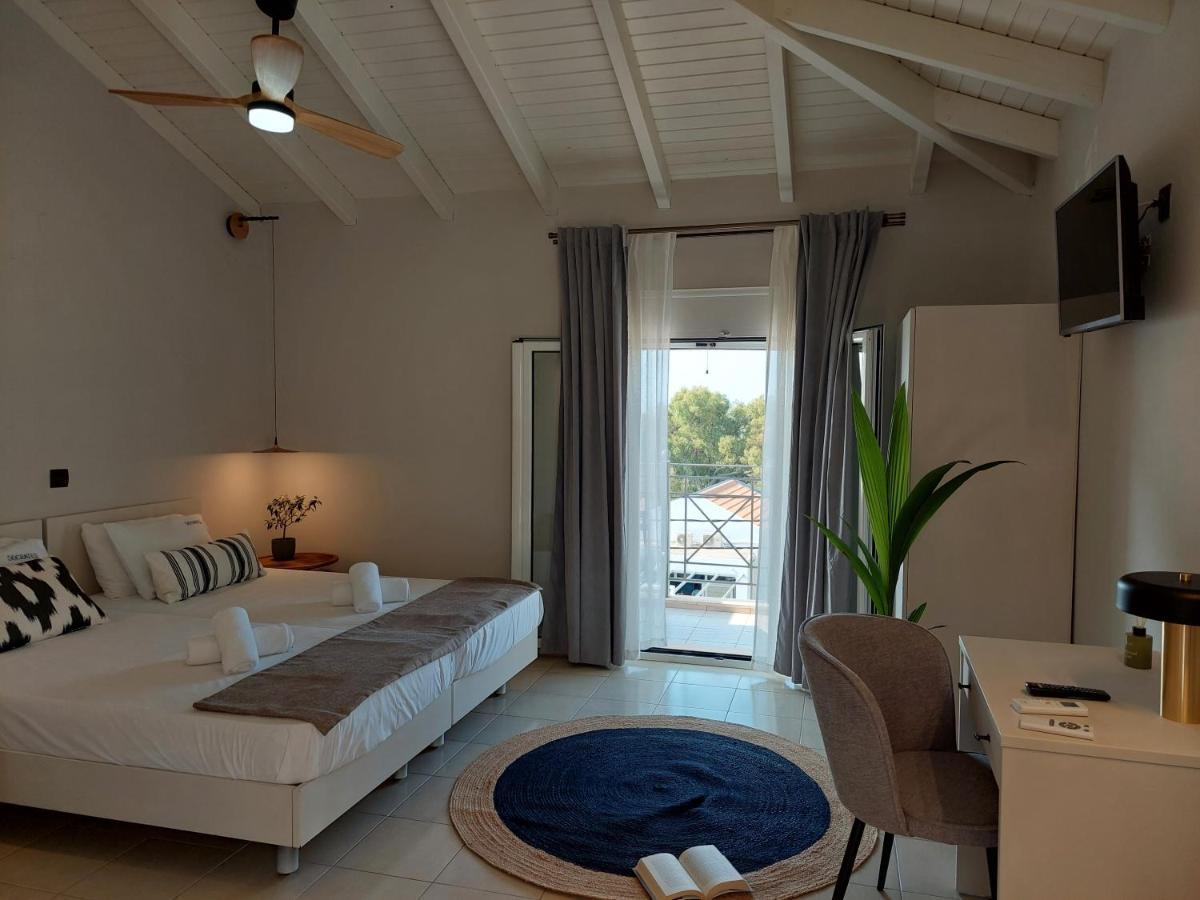 Nikkos Apartments Skala  エクステリア 写真