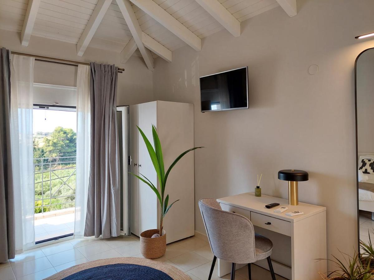 Nikkos Apartments Skala  エクステリア 写真