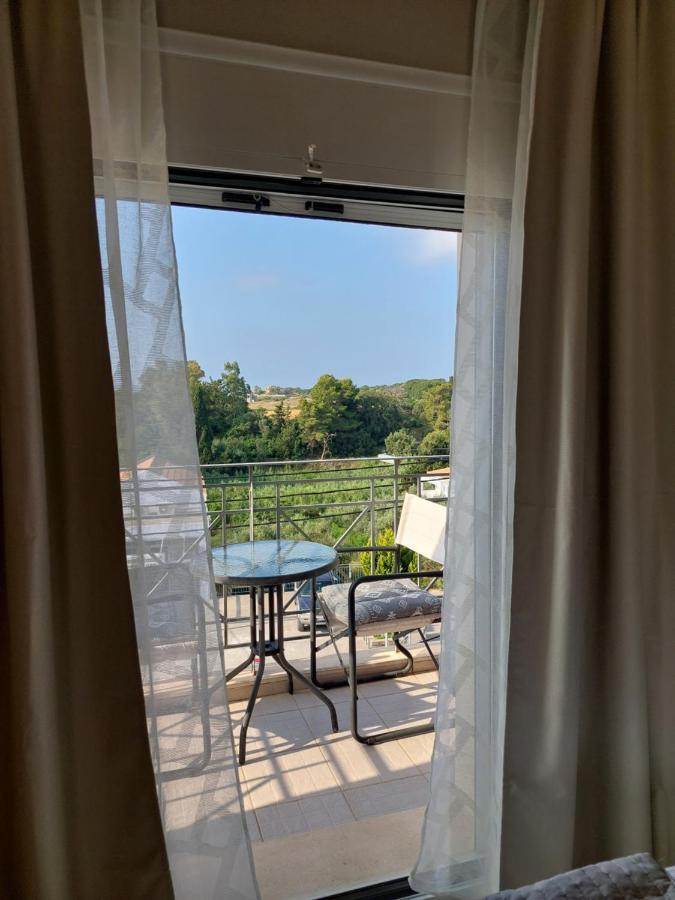 Nikkos Apartments Skala  エクステリア 写真