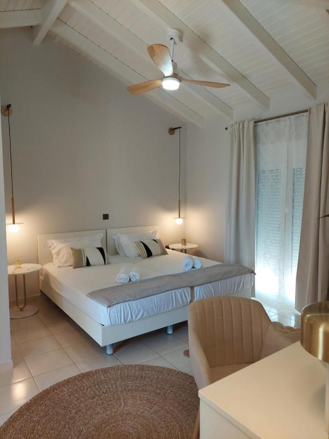 Nikkos Apartments Skala  エクステリア 写真